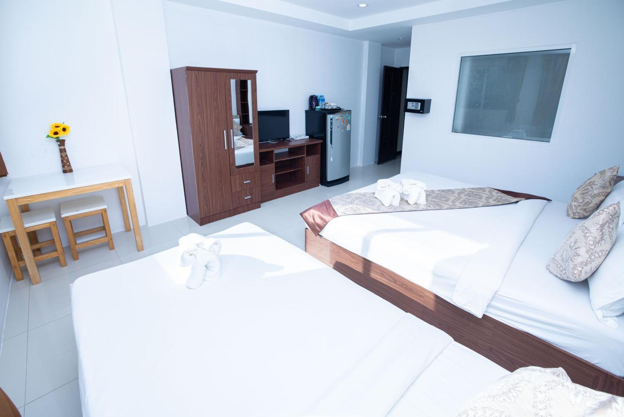 Happy 99 Guest House Patong Eksteriør bilde