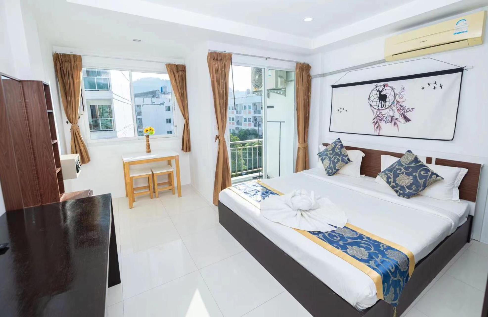 Happy 99 Guest House Patong Eksteriør bilde