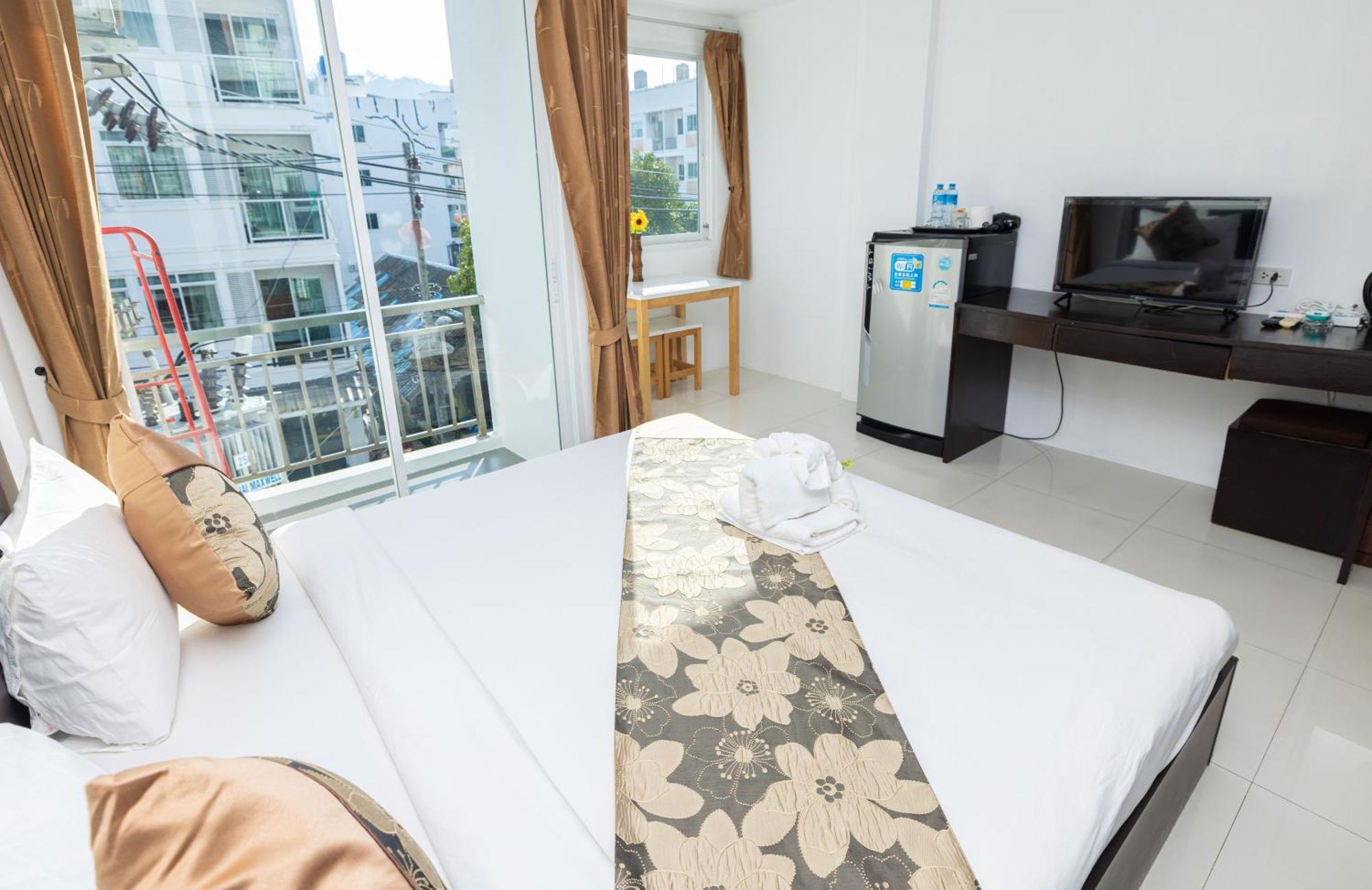 Happy 99 Guest House Patong Eksteriør bilde