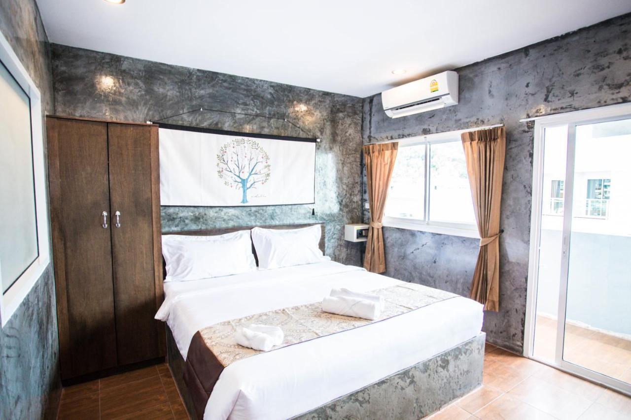 Happy 99 Guest House Patong Eksteriør bilde