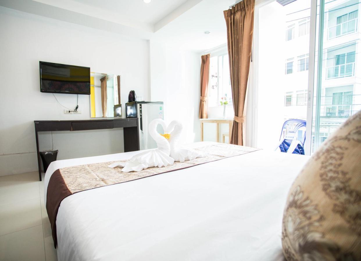 Happy 99 Guest House Patong Eksteriør bilde